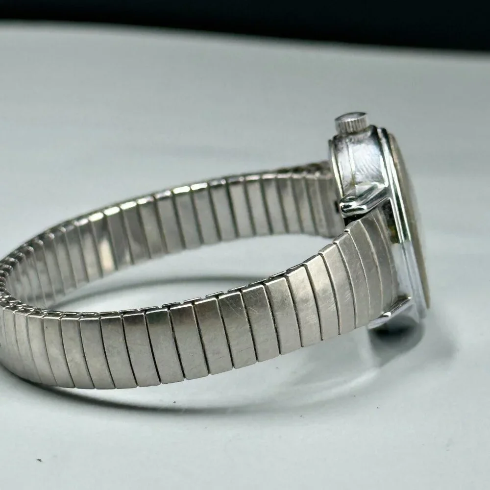 3/$30 Timex Indiglo Watch Women Silver White Dial Stretch Band 23MM Works 6